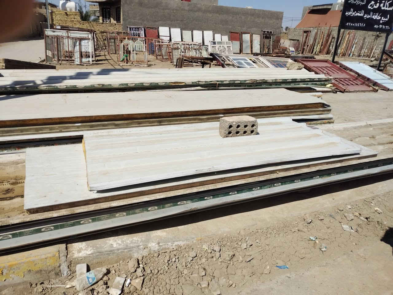 السلام عليكم بيبان مستخدمه للبيع الاستفسار على هاذه الرقم ***********.  ***********
