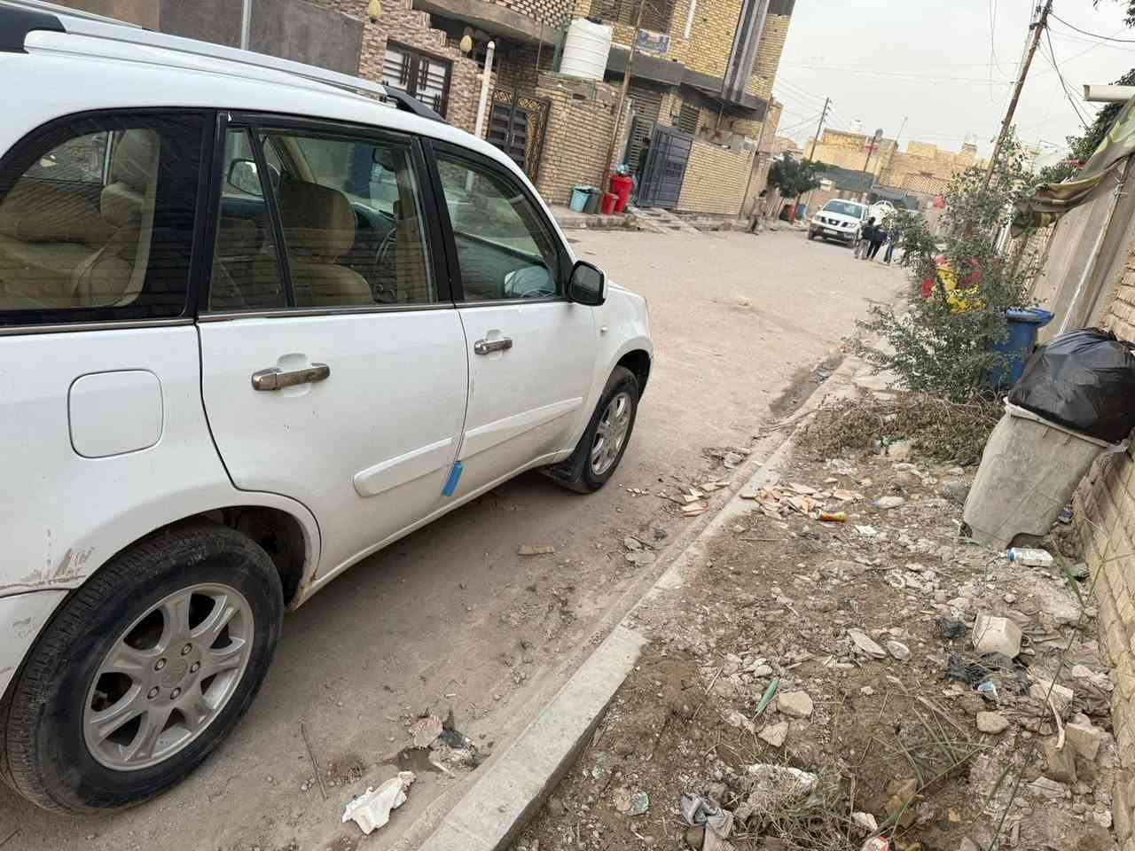 السلام عليكم 
تيكو 2013 للبيع سياره نظيفه وخير من الله تبريد ثلج حداديه جديده مكينه جديده رقم كربلاء مداور مباسر مكان السياره الشطره معروضه ب55 وبيها مجال للبيع 
للتواصل ***********
