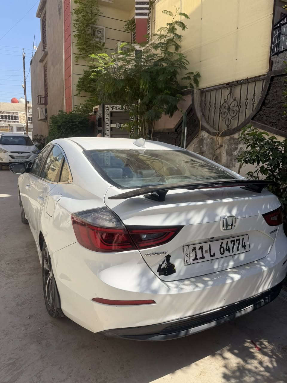 السلام عليكم ورحمه الله
هوندا انسايت 2022 هايبرد

فئه EX

محرك 1500 هايبرد اقتصادي

151 hp

تفويله تمشيك فوك 850 كيلو حسب دوستك

كير دكم

كير Electric cvt

كاميرا خلفيه

٣ وضعيات للكامره الخلفية

كاميرا جانبيه

رادار امامي

مثبت سرعه

شاشه جبيره

تدعم ابل كار بلاي اندرويد اوتو

اتجاهات ع عداد تطلع

تحكم ستيرن جهتين

[]

السياره ماشيه 105k
اقتصاديه وحلوه معروفه شنو الانسايت حادث السياره لا ماثر  مثل ما موضح بل صوره ع بطاريات لا عله منضومه الهايبرد  السياره   دعاميه 
وصار بيها حادث جوه قبق البانزين هنا بل عراق  
السعر 130
للبيع او مروس حسب القناعه 

مكاني بغداد 
***********
