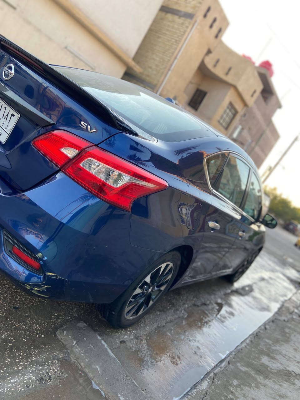 السلام عليكم  نيسان سنترا ٢٠١٩ حادثهه موضح بصور مواصفات ( بصمه + بصمة ابواب + زائد بصمه جنطه شاشه كبيره تحكمات  ستيرن مثبت سرعه  نضام ايكو )  كير محرك بلادي   السعر 105  وبيه مجال بسيط للشراي ***********
