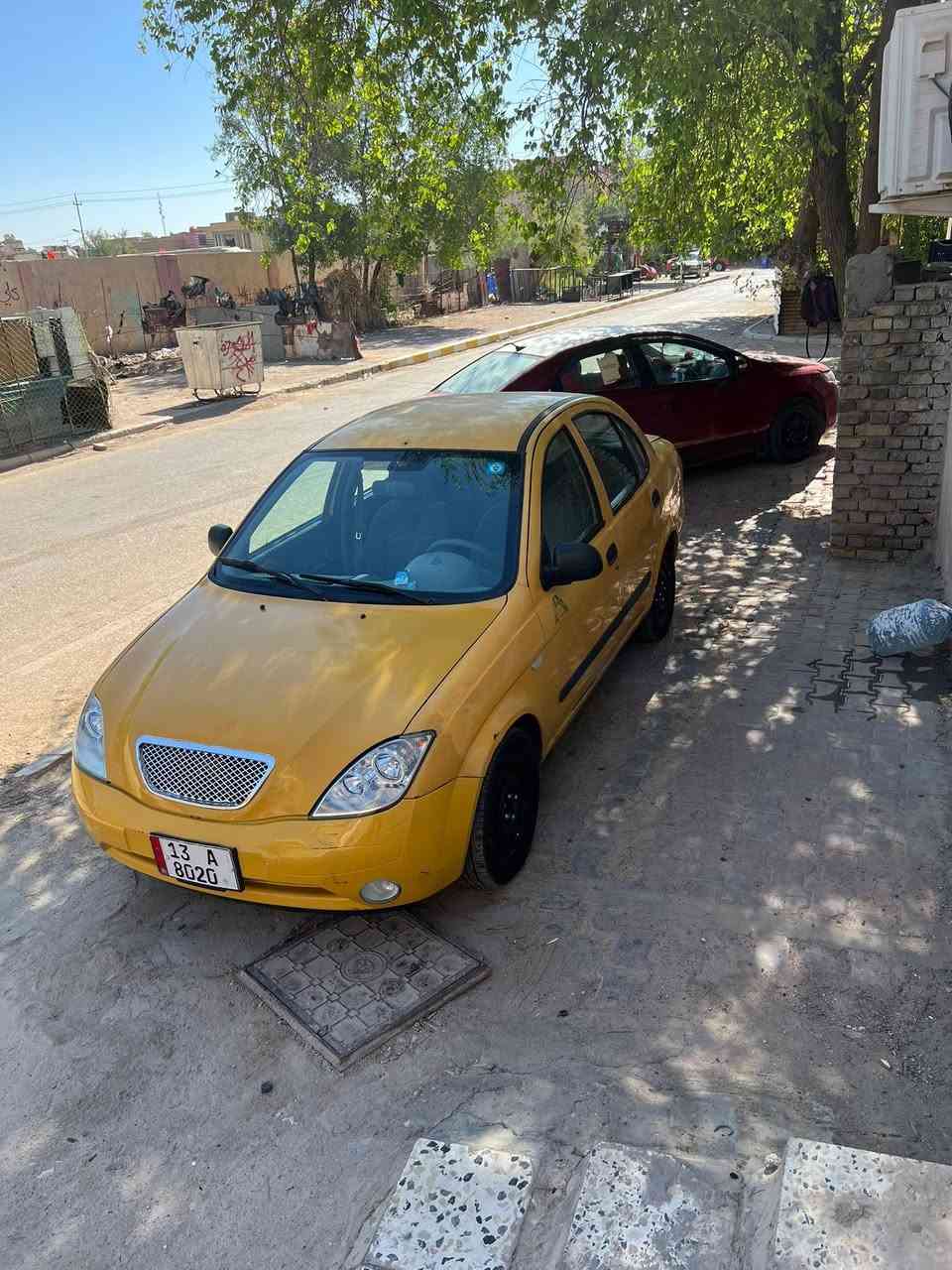 سياره طيبه موديل ٢٠١٣سنويه جديده حداديه ومكينه وكير كفاله مكينه ماتسمع صوته 

للعلم المكينه كيه ريو استوهم شادينه تخم تايرات حته السبير جديد تبريد مايشتغل  غرفته حلوه دوشمته هم حلوه السياره 
***********
مو شراي لا تكسر بالسعر ٢٩وبيه مجال بسيط حك الجيه 
راعيه موجود بالعماره
