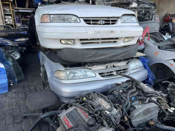 السلام عليكم تم وصول حاويه سوناتا 94 وانترا 95 وسوناتا 98 وجميع انواع السيارات القديمه بغداد الطالبية محلات الاخوين سيد احمد هاتف ***********. البيع جملة ومفرد
