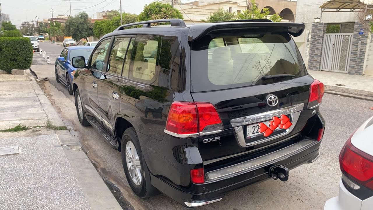 سلام عليكم لاند كروزر موديل ٢٠١٣ سياره مابيها اي نقص وعلى فحص بدون صبغ بدون تعديل
ماشي ١٣٨ الف حقيقي كلشي بشرط ابيع والسنور موجود صورتا بوند وسقف كلير فقط محروق مكتوب بل سونر اربيل بسمي السياره سعر ٣٤٥ قفل *********** واتساب ماسنجر
