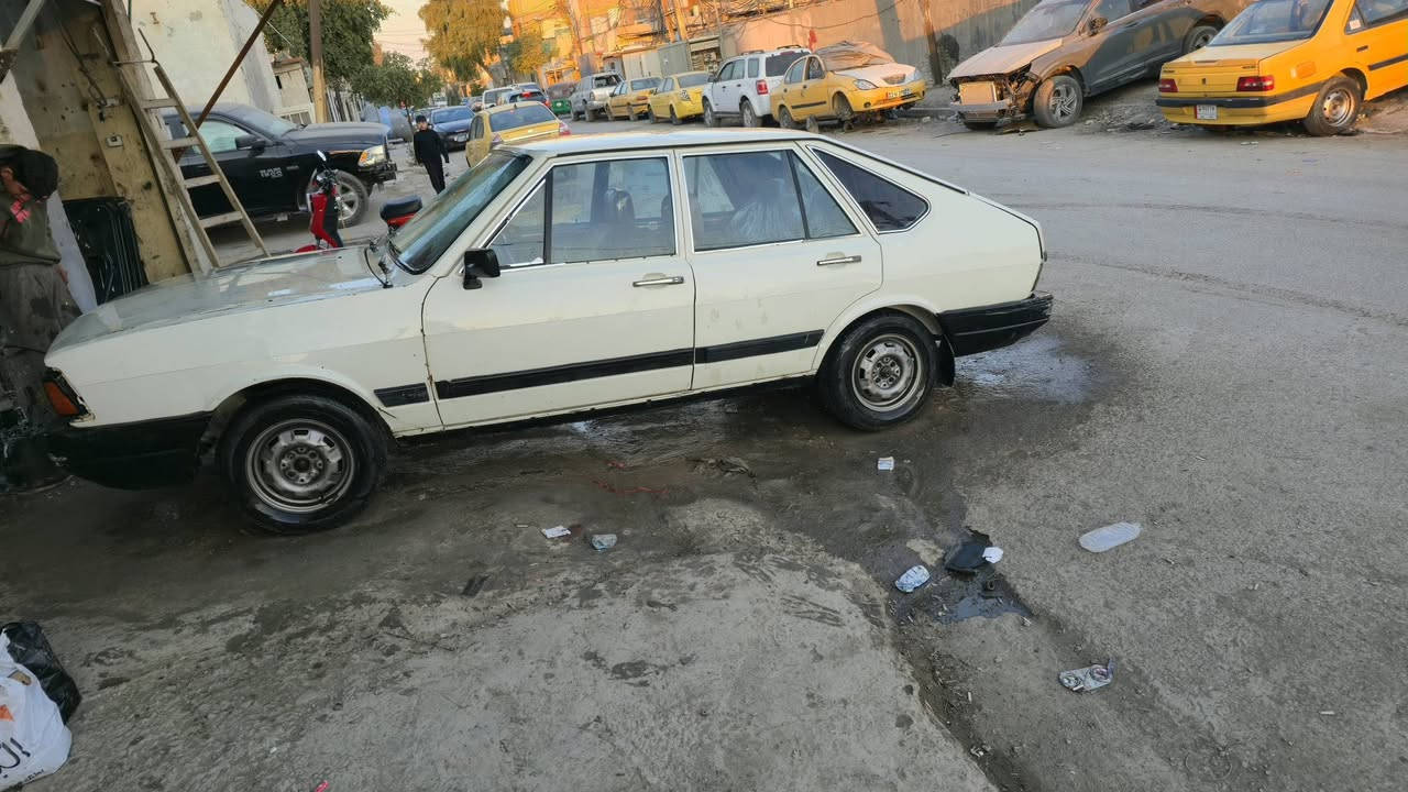 للبيع برازيلي ٨٧ ابلاديه بسمي 
العنوان كراده مجمع مشن السعر ٢٥
***********
