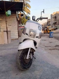 للبيع دراجه بوليس كامله مكمله مكينه لاتنقيص لاتبخير كهربائيات كلها شغا...