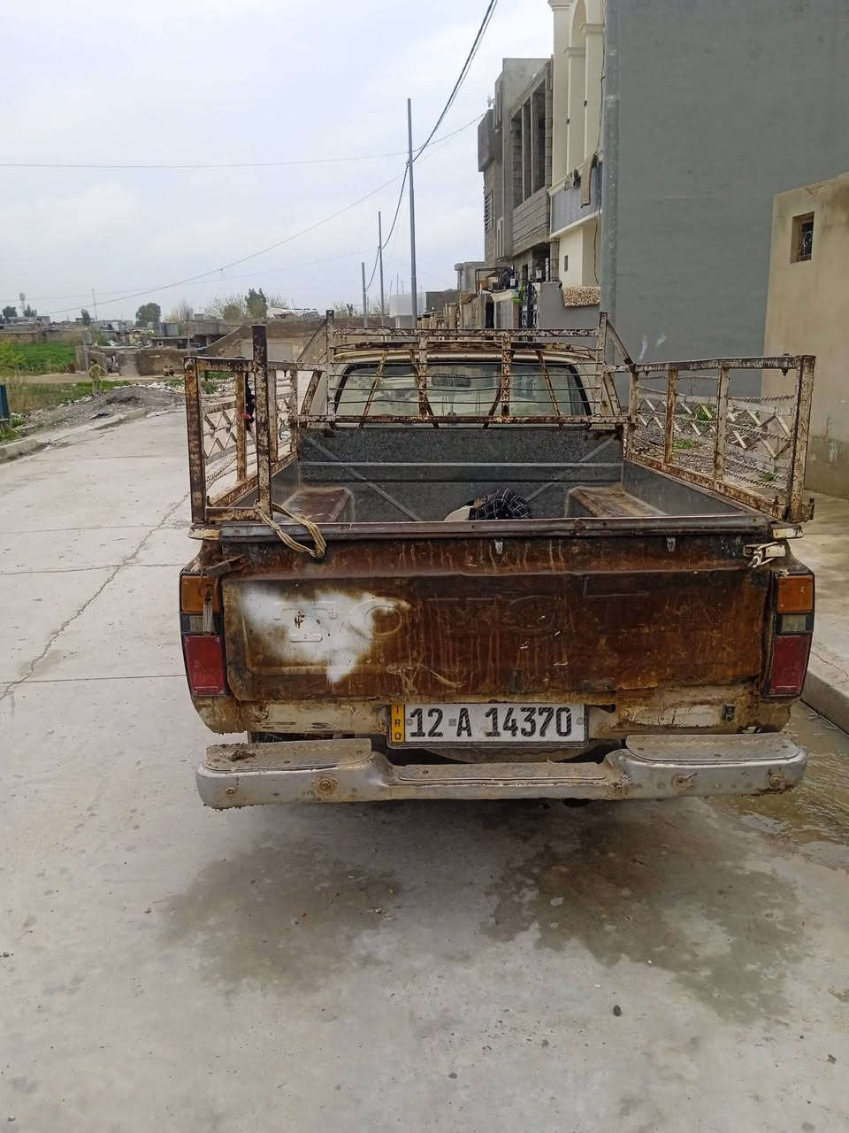 السلام عليكم بيكم 80 للبيع رقم نينوى دولي بسمي ،كير ،ومحرك ،شرط ،،السعر 27وبي مجال رقم ***********,,,,***********
