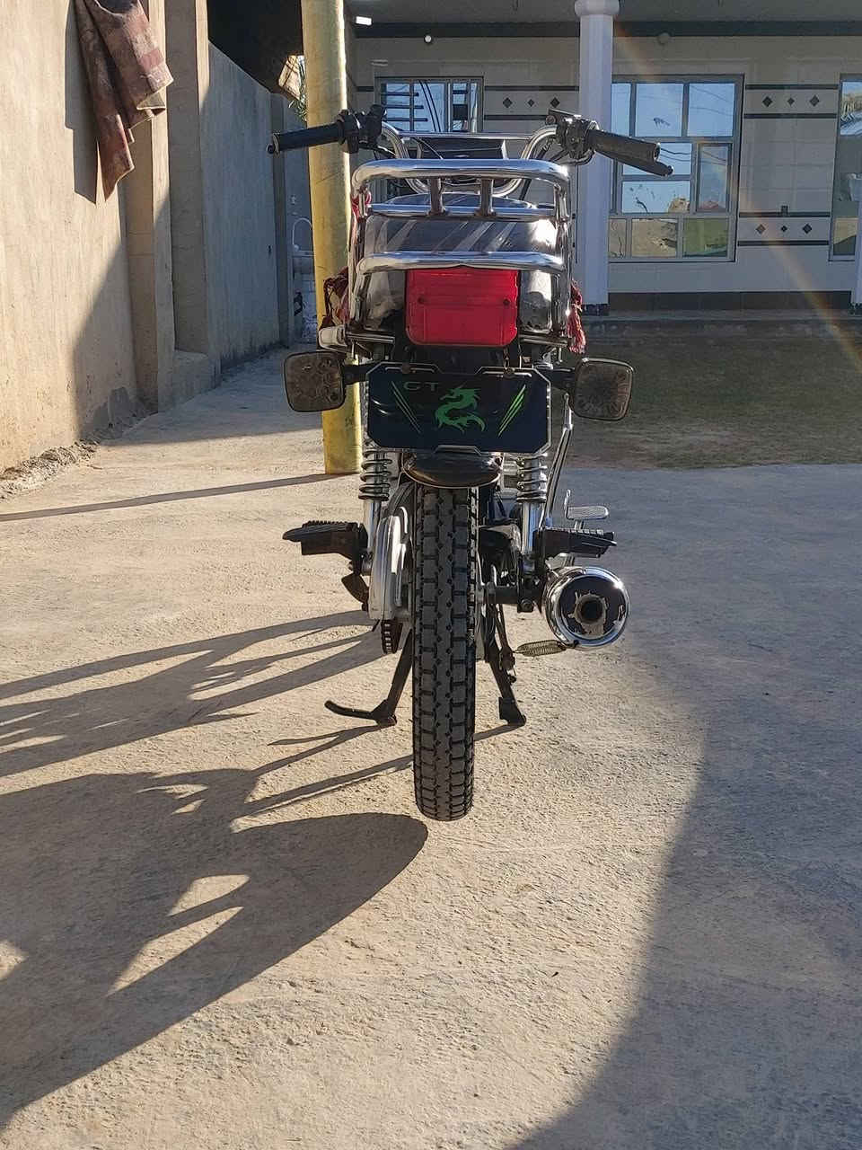 السلام عليكم للبيع دراجه سيفان موديل 2021 اوراق نضيفه كامله كهربائيات شغاله محرك ما مفتوح برغي بي شلعه فصله معدل فول السعر 625وبيه مجال
كربلاء طوريج ***********
