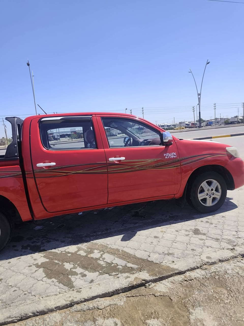 السلام عليكم فلاونزا موديل 15 بيها بجم اوتوماتيك سياره حلوه مال جناي مستعجل على بيعها البصره الزبير السعر 160وبيها مجال ***********
