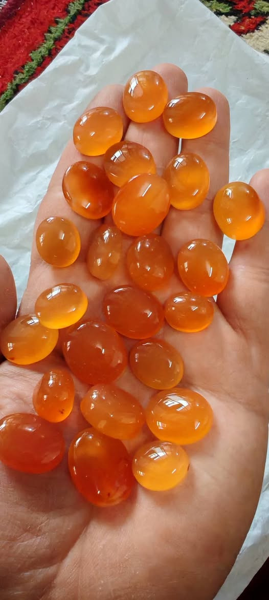 مجموعة أحجار طبيعي جملة فقط لتواصل *********** واتساب العنوان نجف الأشرف
