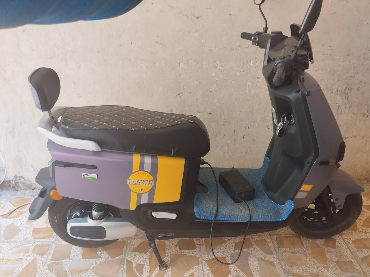 سلام عليكم دراجة شحن ام عيون الريان للبيع مكفولة كفالة عامة


**إذا كنت صاحب هذا الإعلان وتريد حذفه لأي سبب، رجاءا أرسل رسالة إلى الدعم الفني**