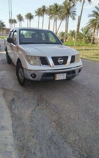 نيفارا للبيع  موديل 2007 عادي للاستفسار 07827411952