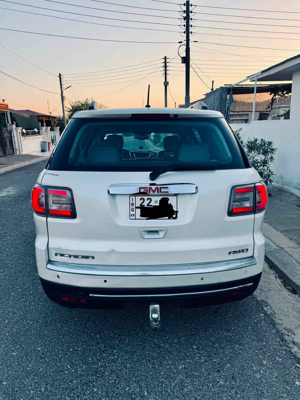 للبيع
جمسي اكاديا 2013خليجي وكاله المنصور 
فول مواصفات 1/1 ltz مواصفات دنلي 
محرك (3600)جديد 
4*4
سقف بانوراما سياره جاهزه للاخير بدون دبنار مصرف حته كتلوكات الشركه بيها تخم تايرات جديد باتري جديد محرك وكير جديد كهربائيات بالشرط تبريد مركزي 3قطع ثلج ❄️ 
7راكب ،سياره بدوه حادث فقط باب خلفي السكن  صبغ اثر شخط ،رقم وهزه وفحص وسنويه كلها جديده وبأسمي تحويل بشرط رقم اربيل مكانها اربيل
السعر 120 $ شراي اتصل وتدلل 
للاستفسار ***********/ ***********
