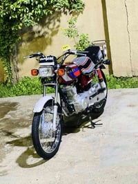 شباب نامه 26 لبيع دراجه احله من صوره اخت زيور ماشيه ٣٠٠٠ دراجه تخبل ال...