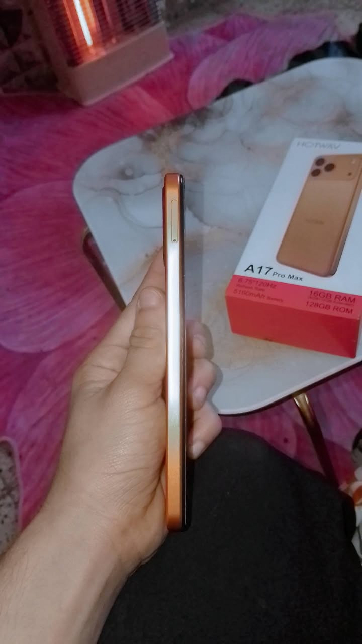 موبايل ايفون 17 برامج اندرويد ذاكره 128 مكان الحريه السعر 250
***********

