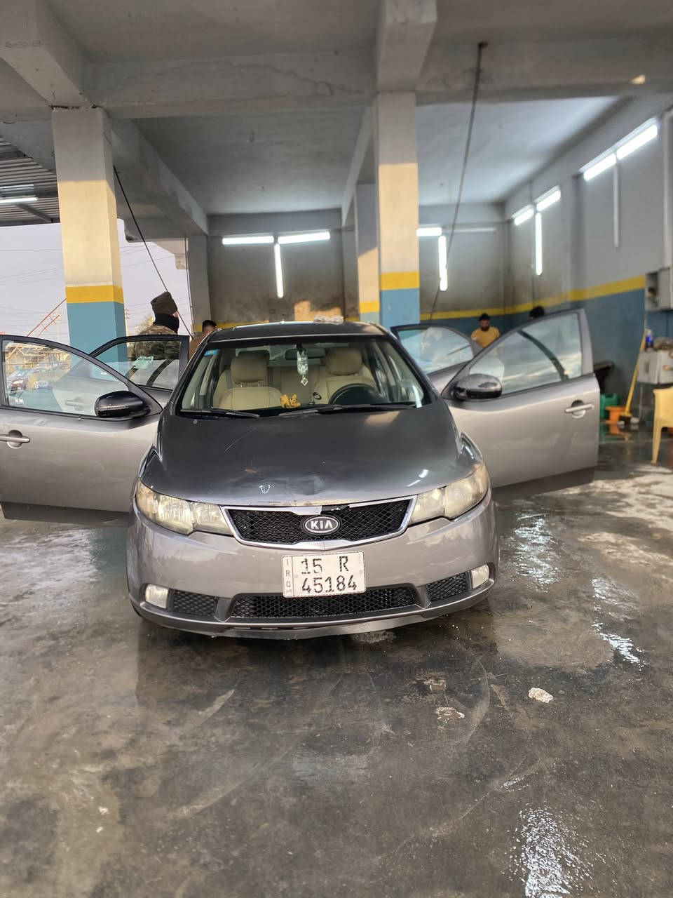 السلام عليكم كيا فورتي موديل 2012 بيع او مراوس ب سوناتا موديل 9 /10 سياره جاهزه
مابيها اي نقص 
كير محرك مابيهن. اي شي

صبغ فقط 3 قطع رش بدون معجون

جاملغين وباب سايق
مابيها معجون فقط شبر
مكاني فلوجه
***********

سعرها 88

***********

