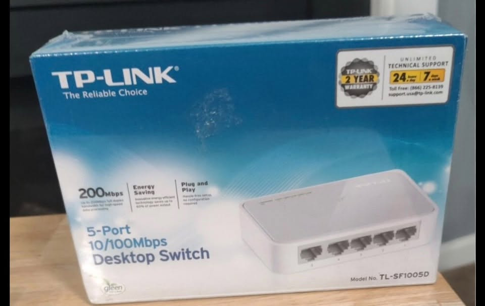 جهاز توزيع إنترنت (Switch) من طراز TP-Link TL-SF1005D يأتي في علبة بيضاء وزرقاء مغلفة بالبلاستيك.يحتوي الجهاز على 5 منافذ للشبكة (Ethernet) ويوفر سرعات نقل بيانات تصل إلى 100 ميجابت في الثانية.يتميز بتقنية "التوصيل والتشغيل" (Plug and Play) لسهولة التركيب دون الحاجة لإعدادات معقدة


**إذا كنت صاحب هذا الإعلان وتريد حذفه لأي سبب، رجاءا أرسل رسالة إلى الدعم الفني**
