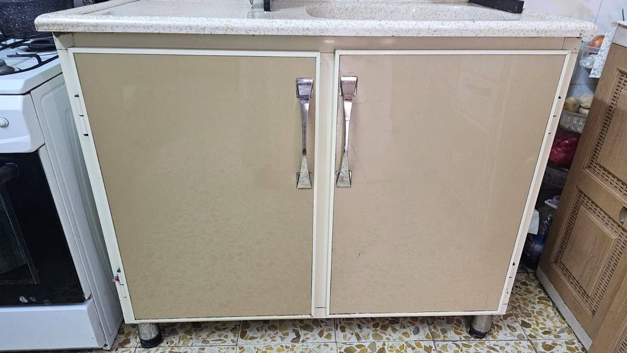 السلام عليكم غراض للبيع الكاونتر ب٢٥٠ غرفة نوم ٧ قطع  ب٧٠٠  طباخ ب١٠٠ مكتبه صاج ب٧٥  وبيهن مجال مكاني البنوك


**إذا كنت صاحب هذا الإعلان وتريد حذفه لأي سبب، رجاءا أرسل رسالة إلى الدعم الفني**