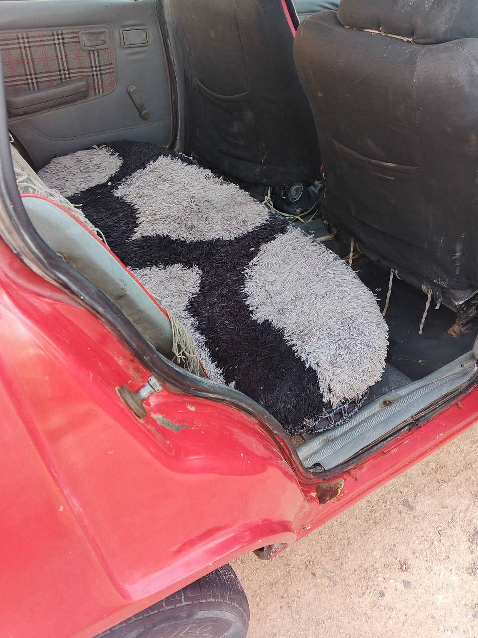 سلام عليكم ابول كاديت موديل 88رقم بابل سنويه جديده محرك كير خير من الله حداديه 80بل  رقم بابل مداور ثاني يوم باتري جديد ***********//***********السعر 18ورقه
