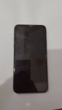 ايفون ١١ برو ماكس • ٢٥٦ • بطارية ٧٩