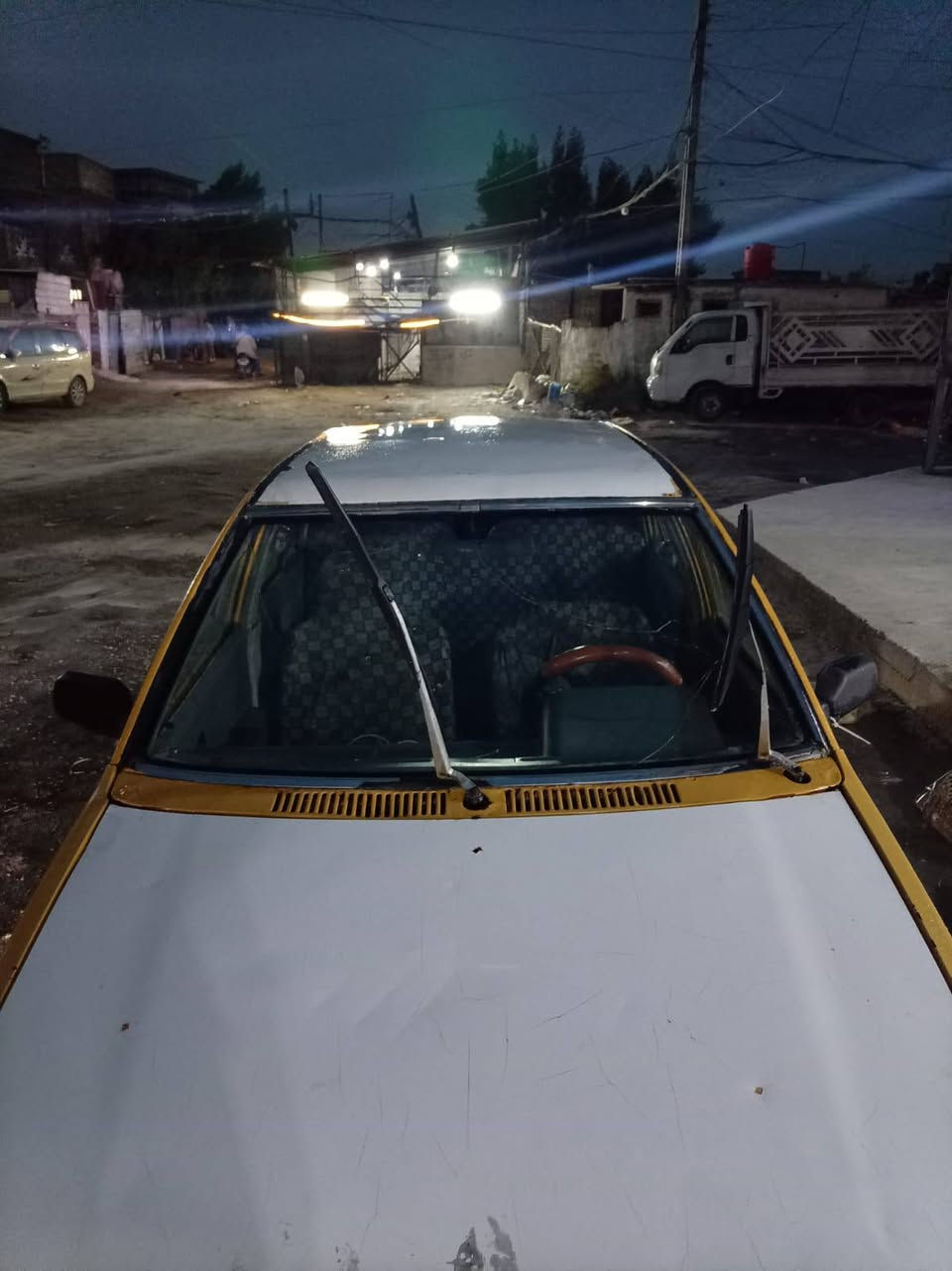 السلام عليكم جايبلكم سيارة ارخص من التلفون
مال عالم فقرة تريد تعيش سعرها (((مليون و 450))) وبيها مجال للطيبين مكينه بعدها بلجيس مكفولة كشرتها حلوة نصبتها تخبل تخم تاير جديد بشرط ترايها للبصرة شوكت ماتجيها نص نكرة سنوية كارتونية 
العنوان : بغداد الشعب شارع الصحة 
السعر: مليون و 450
الرقم : ***********
