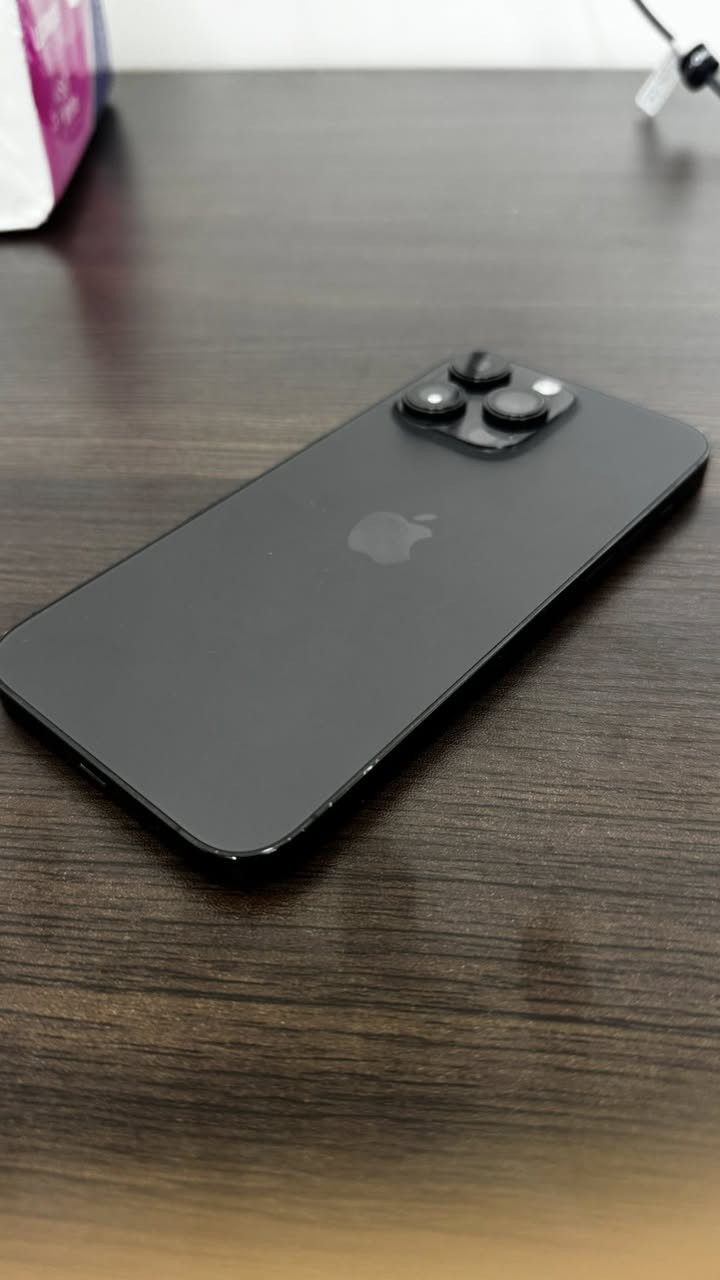 السلام عليكم
ايفون 14 promax اسود

بطارية 87 حقيقي

شخط خفيف بالاطار جهاز نظيف 99%

جهاز esim

ذاكرة 256

المكان بغداد

***********
