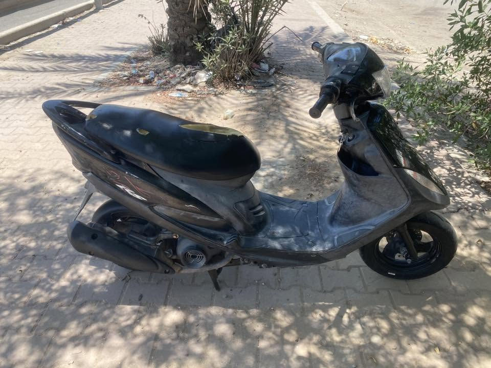 عدله نص نكره سلف هندر كهاربايات كلها تشتغل 
مكينه ناعمه نضيفه جدا سعره 450
مكاني بغداد الجديدة ***********
