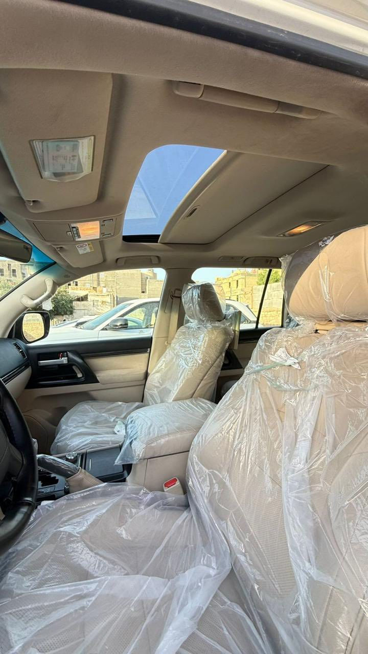 لاندكروز 2020 كراند تورنك بريمي رقم اربيل السياره نظيفه بيها بارد اصبع بلبنيد 
السياره بلبصره موجوده السعر 5شدات و30 ***********
