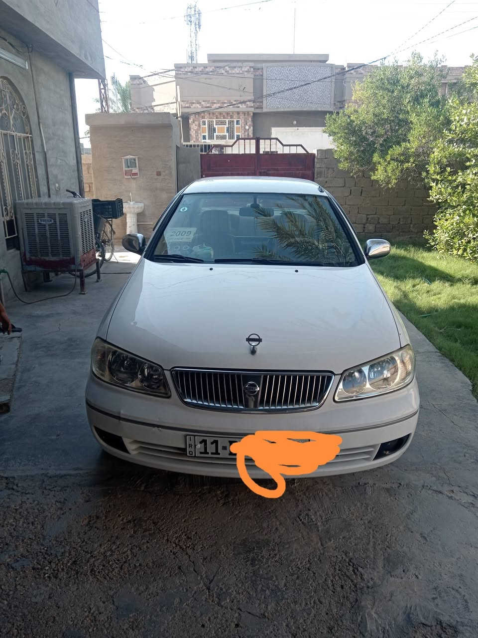 سلام عليكم
سني للبيع ٢٠٠٩ رقم بغداد محرك ابيض 
ضرر نص قطعه سياره على وضع الشركه كلهه شغاله تبريد تدفئه ربع متصرف عليهه بسمي سياره مكان الفلوجه سعر ١١٠ رقم تلفون ***********
