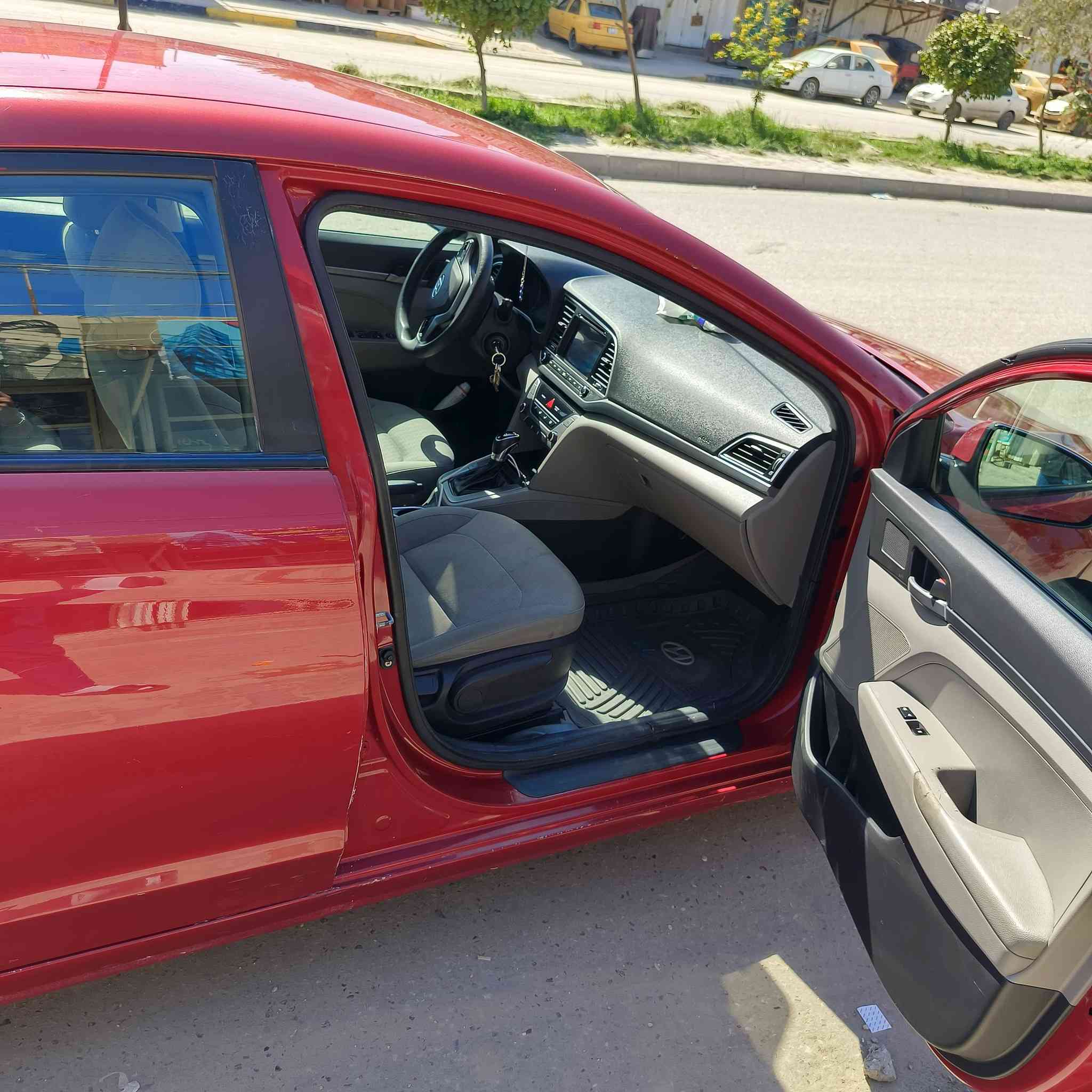 سلام عليكم النترا 2017 خليجي للبيع مكان كربلاء حي العسكري باقي تفاصيل اتصل *********** وخاص متواجد ✨
