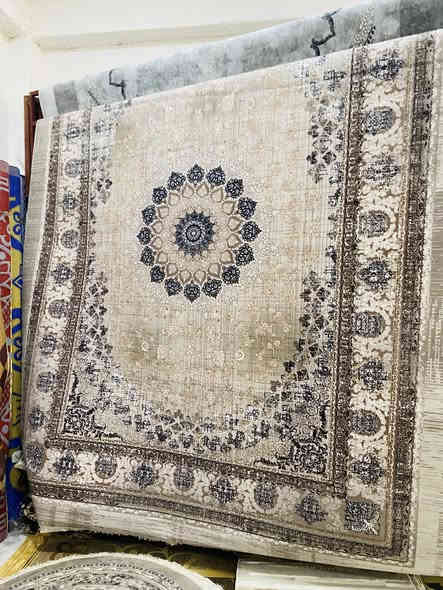 __// وصول زوالي تركي حرير //___🪐🪐
__ قياس ٣ في ٤ 
_ ارضية جلد لاستيك مانع تزحلاق 
__ تركي حرير 
____ السعر /// ١٢٥,٠٠٠ الف ___🔥🔥🔥
📍📍📍📍📍📍📍📍📍📍
خانقين __ توله فروش _ قرب تقاطع توله فروش النجدة 
مجاور عيادة روزيلا البيطرية / ومطعم فايكنك بركر
هاتف ☎️ *********** ___ واتساب 
📍📍📍📍📍📍📍
