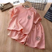 ملابس أطفال • مقاسات ٢-٦ سنين