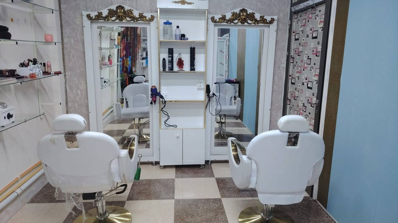 أغراض صالون للبيع للاستفسار
***********
