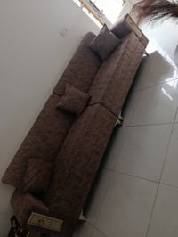 كنب • للبيع • قابل التفاوض