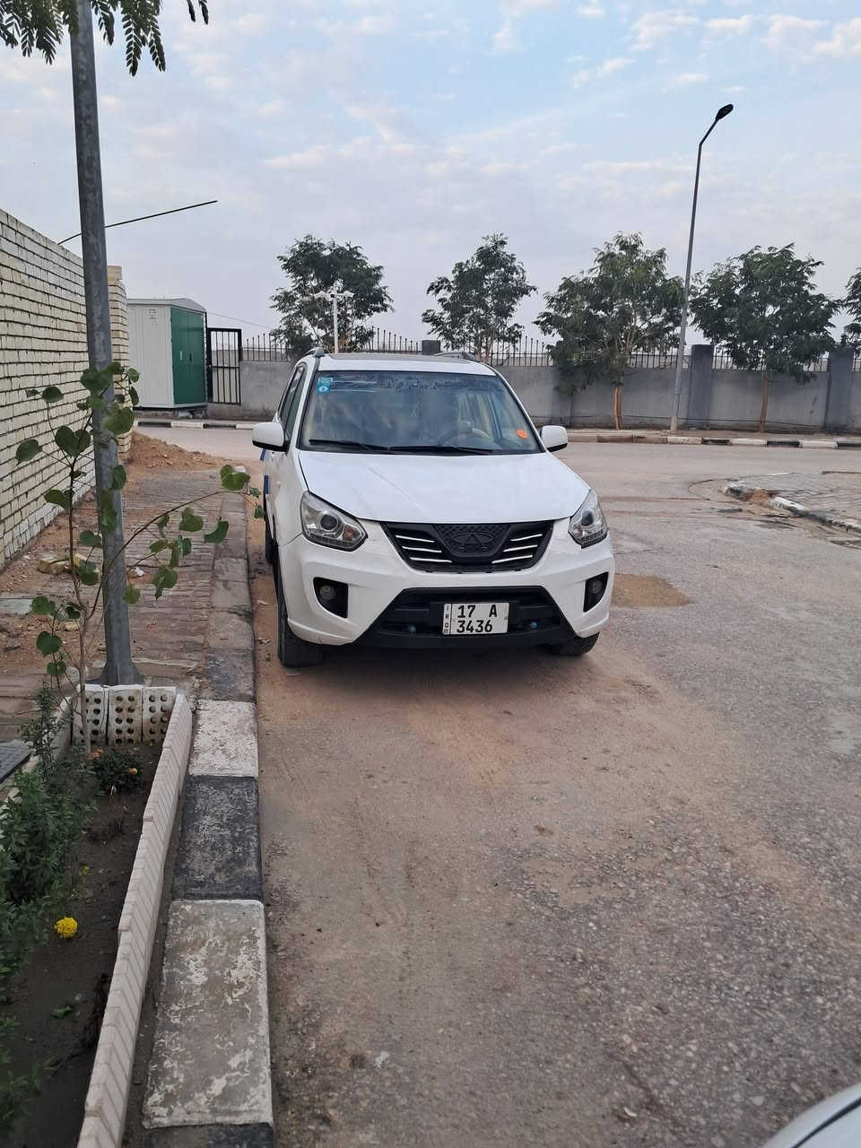 تيكو للبيع موديل 13 رقم دولي مثنى كلها شغاله غرفه نظيفه تبريد شغال. ماشيه 191 السعر 48 مكان السياره نجف باقي التفاصيل على الخاص  واتس اب ***********
