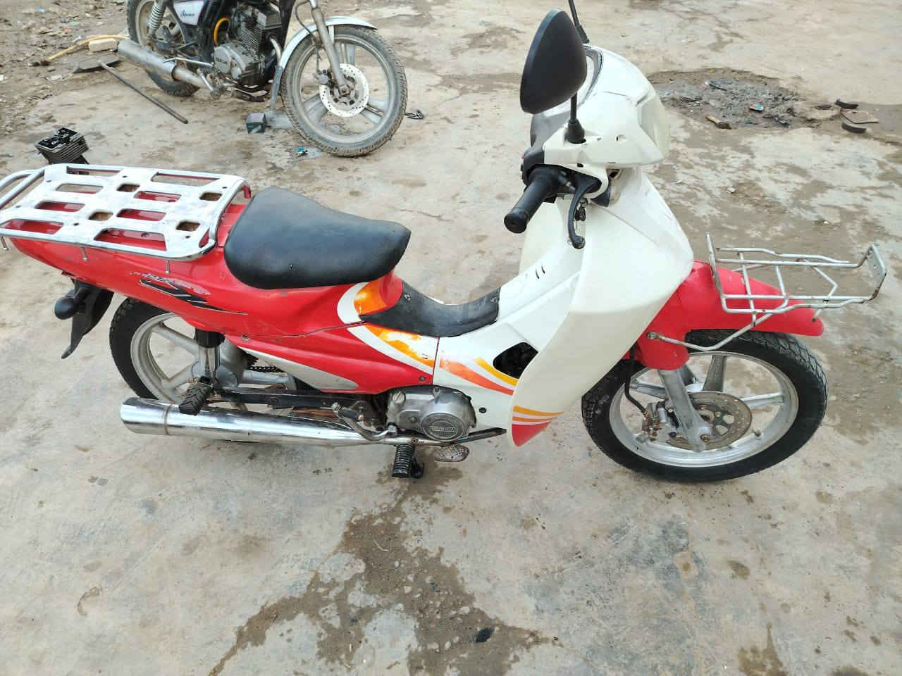 السلام عليكم سرفيز للبيع ماطور ابلادي لاتنقيص ولا تبخير كشر شركه  بيع مستعجل 550وبي مجال ***********
