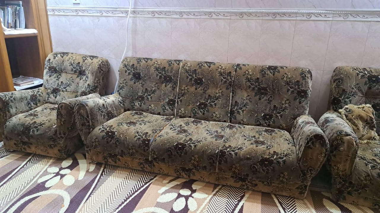 تخم ابوتاج مليون ونص +التخم 350+الكاونتر تصميم تزگام 5مليون +المبرده الكمفيره 150+المبرده80 الغراض بيهم مجال


**إذا كنت صاحب هذا الإعلان وتريد حذفه لأي سبب، رجاءا أرسل رسالة إلى الدعم الفني**