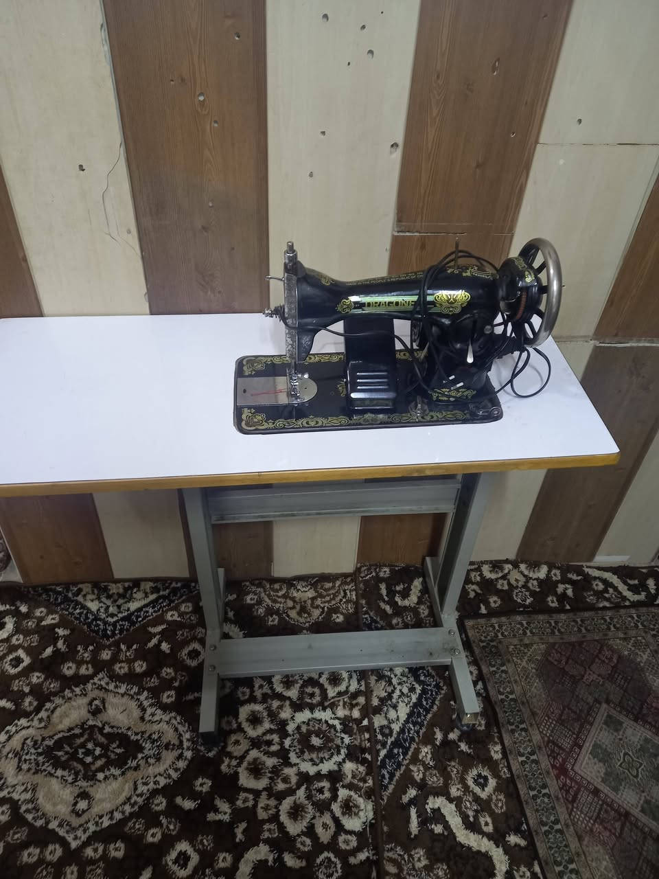 السلام عليكم مكينه للبيع هيه ولميز شغاله كامله سعر ٥٠ بيها مجال ***********
