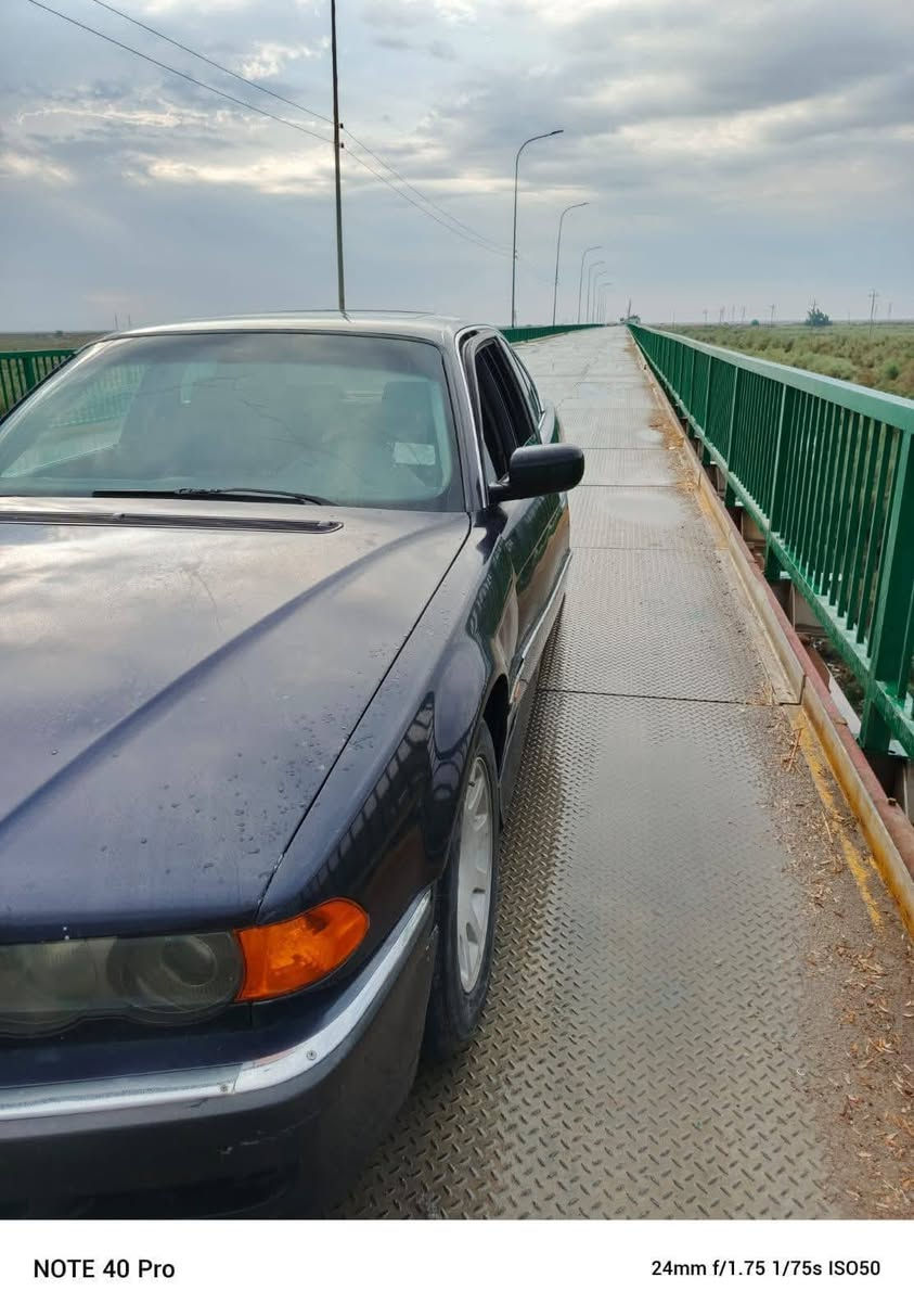 للبيع أومراوس سلام عليكم بي ام خفاش 2000مسجله 95 8v 44 داينمو ماء رقم الجديد انكليزي  بصرة السيارة جاهزة وكاملة حداديه صدرخلفي امامي كله جديد تبريد شغال تخم تاير سلايت روف شغال لايت عالي وناصي زنون مسجل شاشه فقط الكشنات  الاماميه بيهن شگ ومدوشمهن  كهربائيات بلاد كلهن شغالات ستيرن كهربائيّ زائد تحكم السعر 75  وبيه مجال/مكان السيارة بغداد الشعب ***********واتساب أو اتصال
