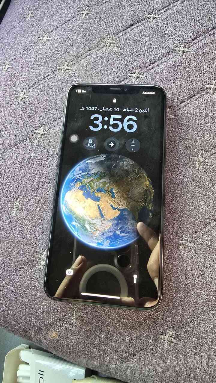 سلام عليكم ايفون اكس ماكس مبدل بطاريه فقط ذاكره 512 سعر 230
***********
