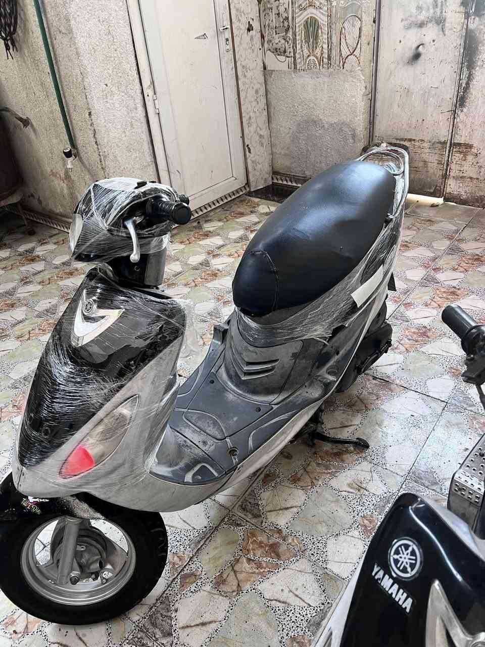 لام عليكم ماكس قجمه كلشي شغال سلف هندر مكينه تخبل شلعه ومعدل شك لكاع مفتوحه بس مره وحده شغل اصلي رايده ب ٥٥٠ وبيها مجال مكاني البصره الجزائر لتواصل ***********
