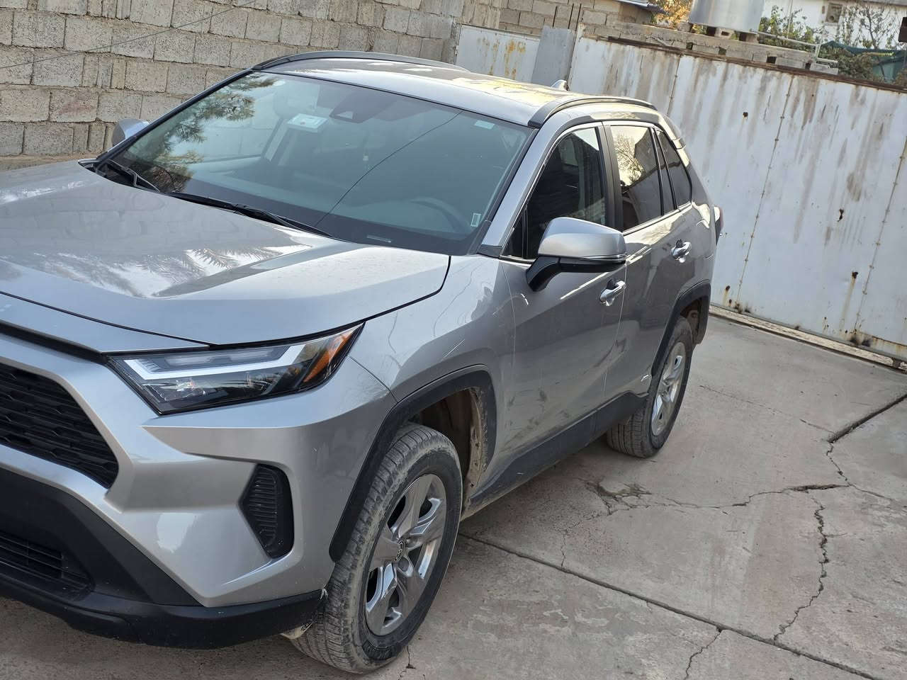 🔴🔴للبيع فقط🔴🔴
RAV4✈️
الموديل::2024
المواصفات::XLE
هايبرد🔋
الضرر::بابين مبدل فقط(عكس السايق)
الممشى::41الفmi فقط
[[البجم كبس]] 
تشغيل عن بعد 
وارد امريكي 🇺🇸
الموقع::كركوك 
السعر::215وبي مجال 
للاستفسار::***********
