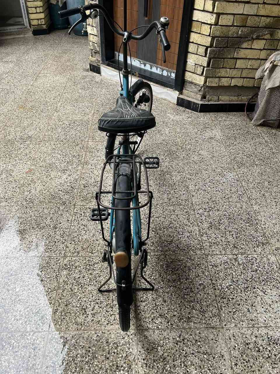 سلام عليكم باسكل مال باله جديد الباسكل لون مميز حجم26سعر90وبي مجال مكاني بغداد شعله رقم***********
