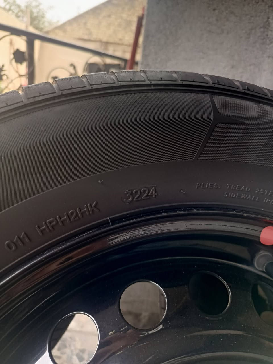 ويل حديد رنكات مال النترا/فورتي/سيراتو وياهن تايرات نضيفات حجم15   20زرف كوري بلاد ختم واحد مابيهن تصليح ولا دكت جاكوج للبيع او مراوس برنكات كورلا حجم16 السعر 250الف وبيهن مجال ***********
