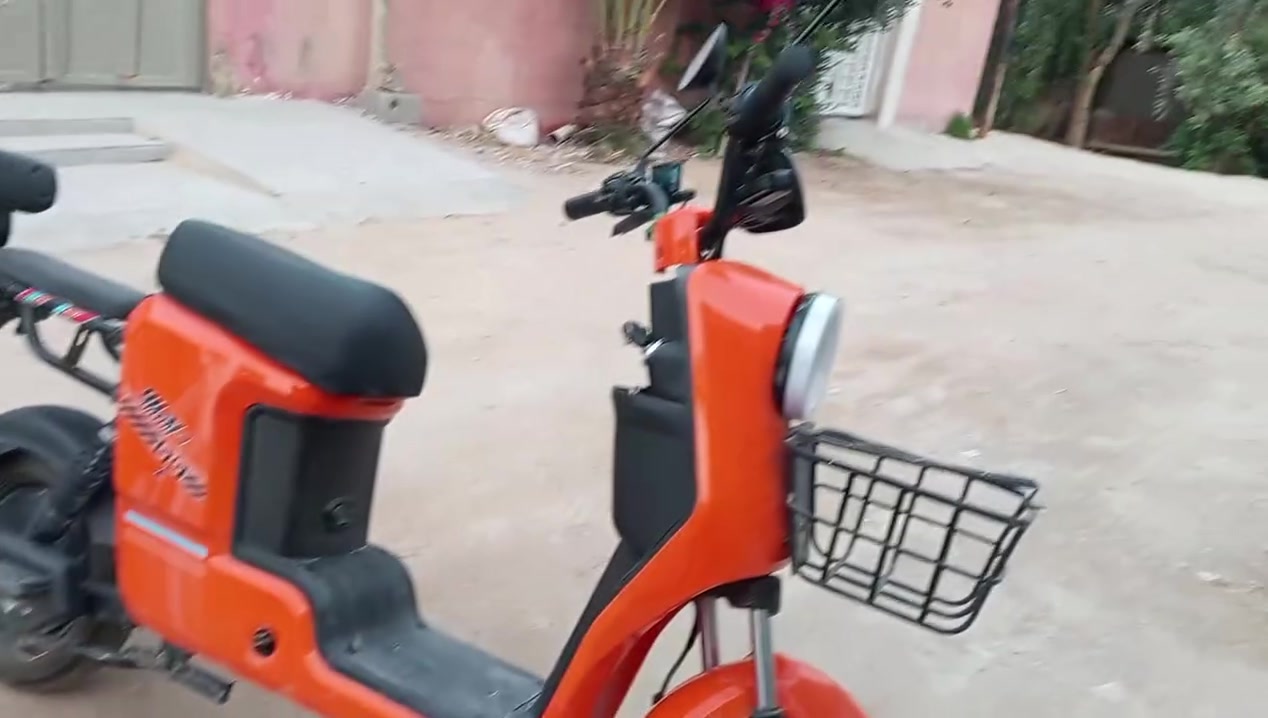باسكل شحن للبيع  جديد نقصه بطاريات فقط ***********  كربلاء
