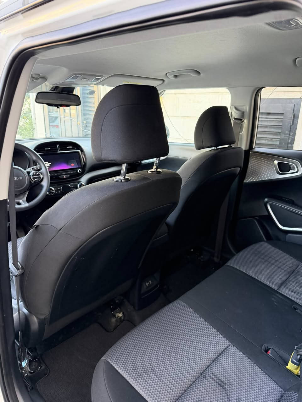 السلام عليكم
كيا صول 2025 زيرو ماشيه الفين فقط 

دخول جديد بدون رقم 

فول مواصفات تو كلر 

بصمه 

رادار امامي 

رادار جانبي + خلفي 

قماره بلاك 

مري بلاك + مانع تجاوز 

قياده داتيه 

تحديد مسار 

تشغيل عن بعد 

تحكم ستيرن كامل 

شاشه كبيره 

كامره دوار 

شحن لاسلكي 

لد خلفي 

السياره بدون صبغ تبديل جاملغ وبنيد بلادي نفس الون 

حتى الدعاميه مكفوله من الصبغ 

بسعر مناسب جدأ 149 فقط 

مكاني بغداد / حي الخضراء 

***********
