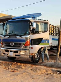 هينو شيطان رقم بصره بسمي ترقيم جديد موديل 2017 سياره جاهزه مكينه 5سلند...