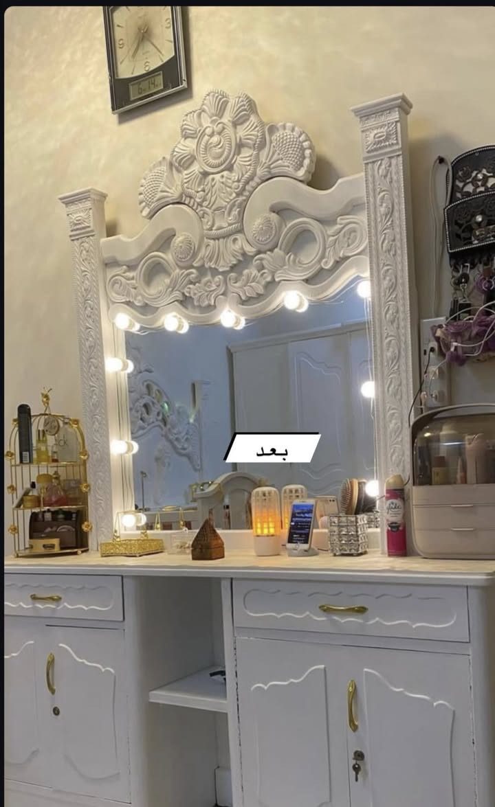 صباغ متفرغ لصبغ والمعالجة جميع الأخشاب 
صبغ درجة أولى (الصبغ مخصص اللاخشاب فقط) وأسعار مناسبه شغل موقعي اذا تحب
رقمي. ***********
