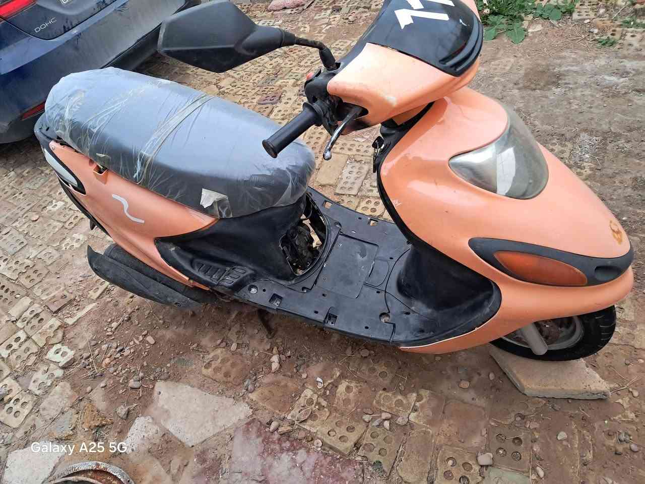 دراجة فراشة دولفين يرادلها ترتيب شغالة السعر١٧٥ مكان كنعان ***********
