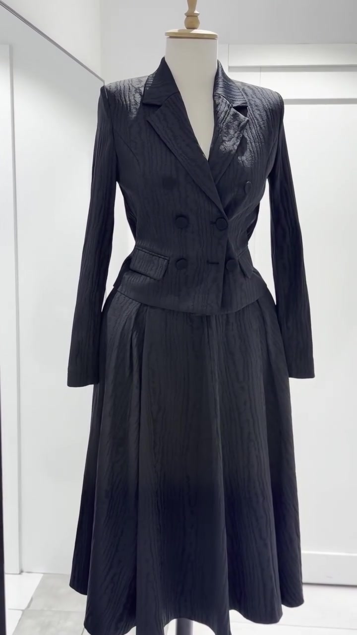 


**إذا كنت صاحب هذا الإعلان وتريد حذفه لأي سبب، رجاءا أرسل رسالة إلى الدعم الفني**