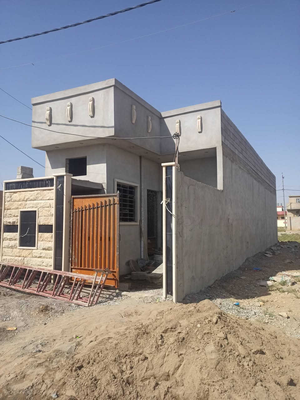 لبخ سمنت مالج كامل/1750/النص مالج/1250/الشربت داخل البيت 500/حالين متفرغ//***********
